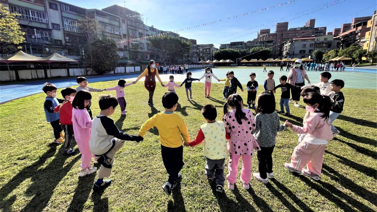 [寶寶] 肚爛新北市公幼抽籤有夠爛