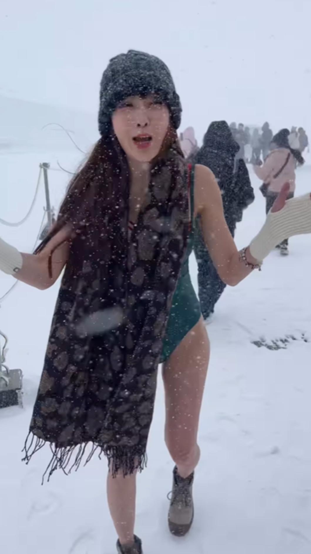 胡文英在零下6度穿著服裝單薄，遇暴雪失溫。（圖／翻攝自胡文英臉書）