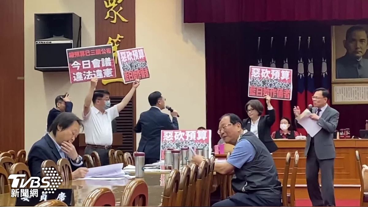 賴政府週年