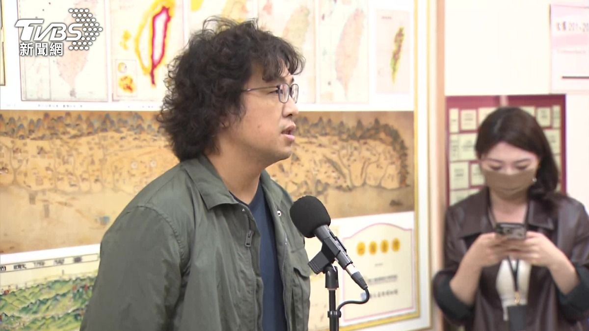 港媒爆沈父賺上億紅錢　沈伯洋駁：莫名其妙
