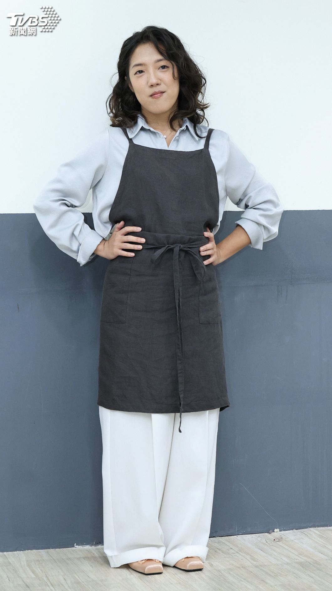 李竺芯以法式台語詮釋〈足芳足芳〉一曲，靈感其實來自《鐵獅玉玲瓏》裡許效舜的表演。（圖／張哲鳴攝）