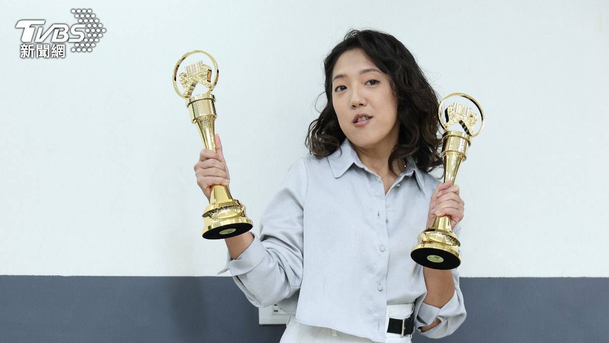 李竺芯過去曾有容貌焦慮，透過歌曲分享自我探索的歷程。（圖／張哲鳴攝）