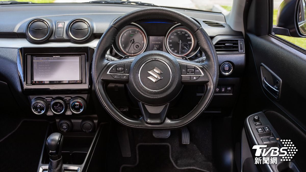 鈴木汽車宣布停產Sport以外的所有Swift系列車款，不過並未說明原因。（圖／達志影像shutterstock）