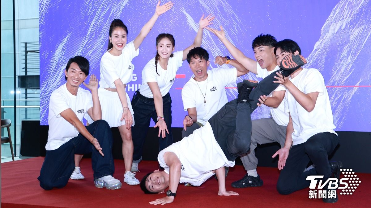 艾美、八弟、阿傑、Max、陳彥博、文姿云、蕭俊文出席「人生幹大事」品牌記者會。（圖／黃城碩攝）