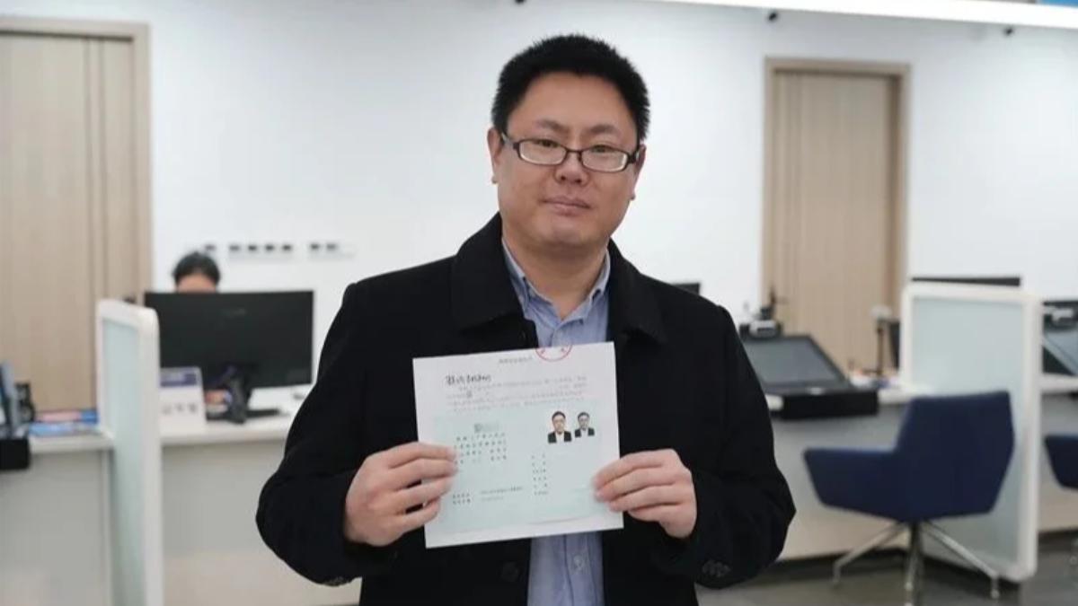 領定居證！陸委會開鍘廢身分　張立齊怒「大陸比台灣更民主」發聲