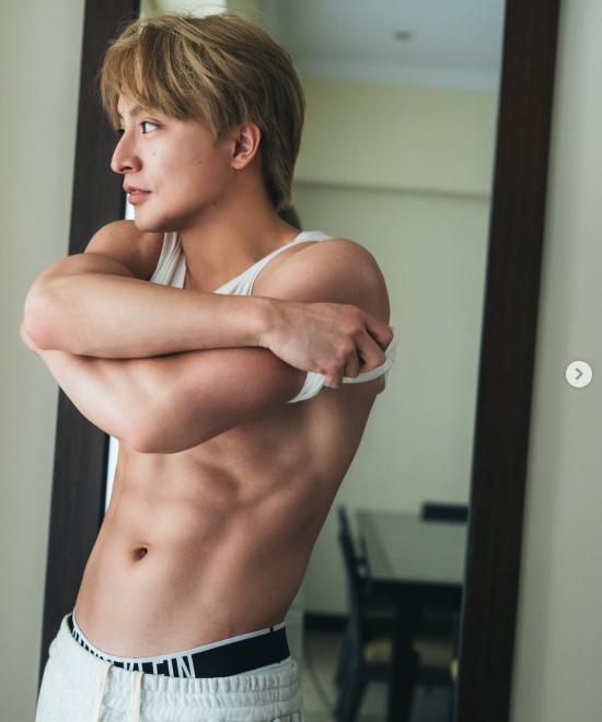 白濱亞嵐即將推出第二本寫真集。（圖／翻攝自白濱亞嵐IG）