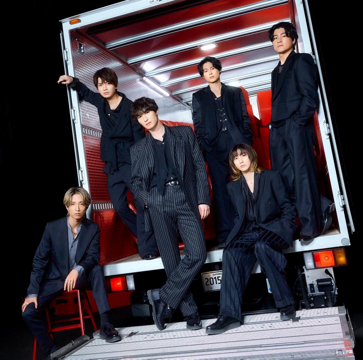 SixTONES成員左起為田中樹、高地優吾、傑西、松村北斗、京本大我與森本慎太郎。（圖／STARTO娛樂提供）