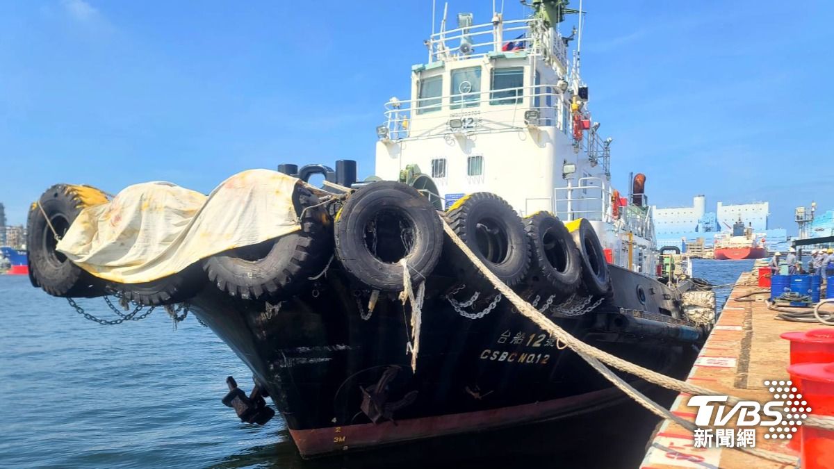 發生斷纜的台船12號拖船。（圖／TVBS）