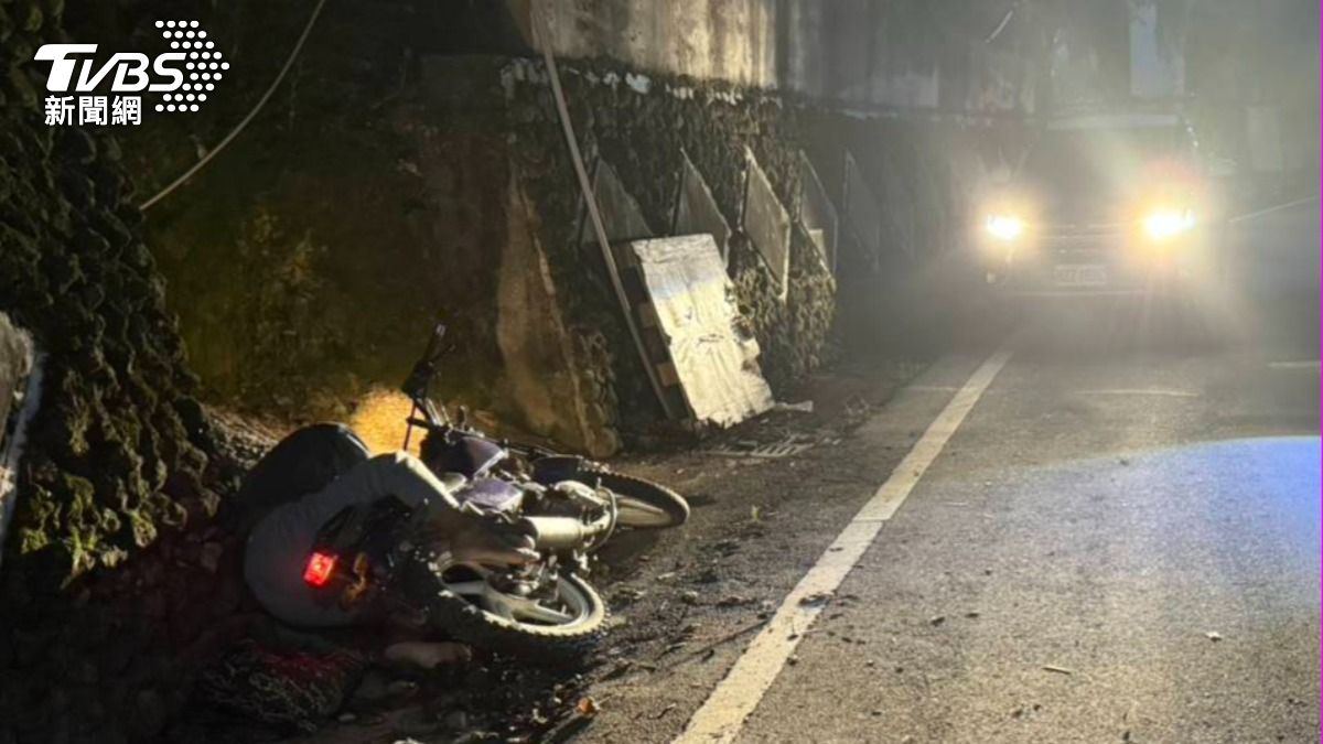 亞男在醫院治療中。（圖／TVBS）