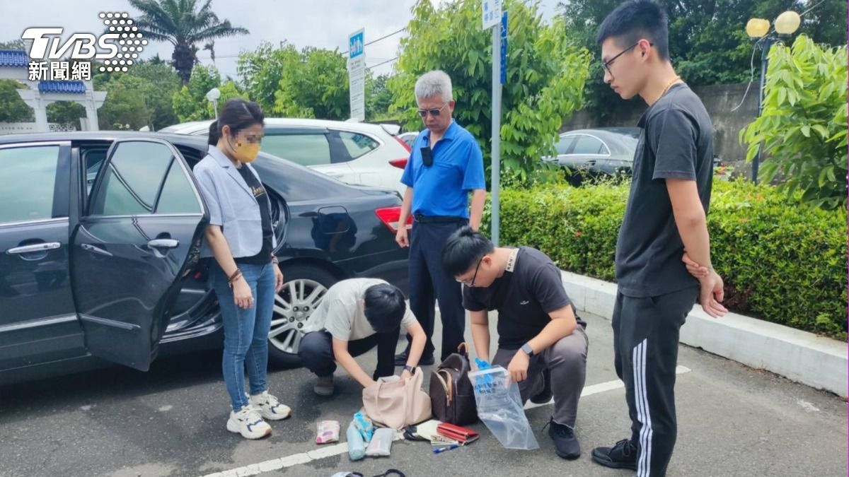 警方前後包夾詐騙集團。（圖／TVBS）