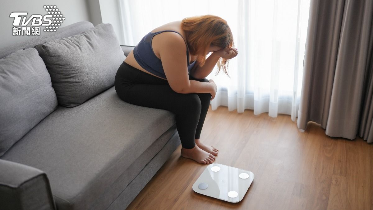 靠2招飲食法中年婦女也能輕鬆減肥。（示意圖／shutterstock 達志影像）