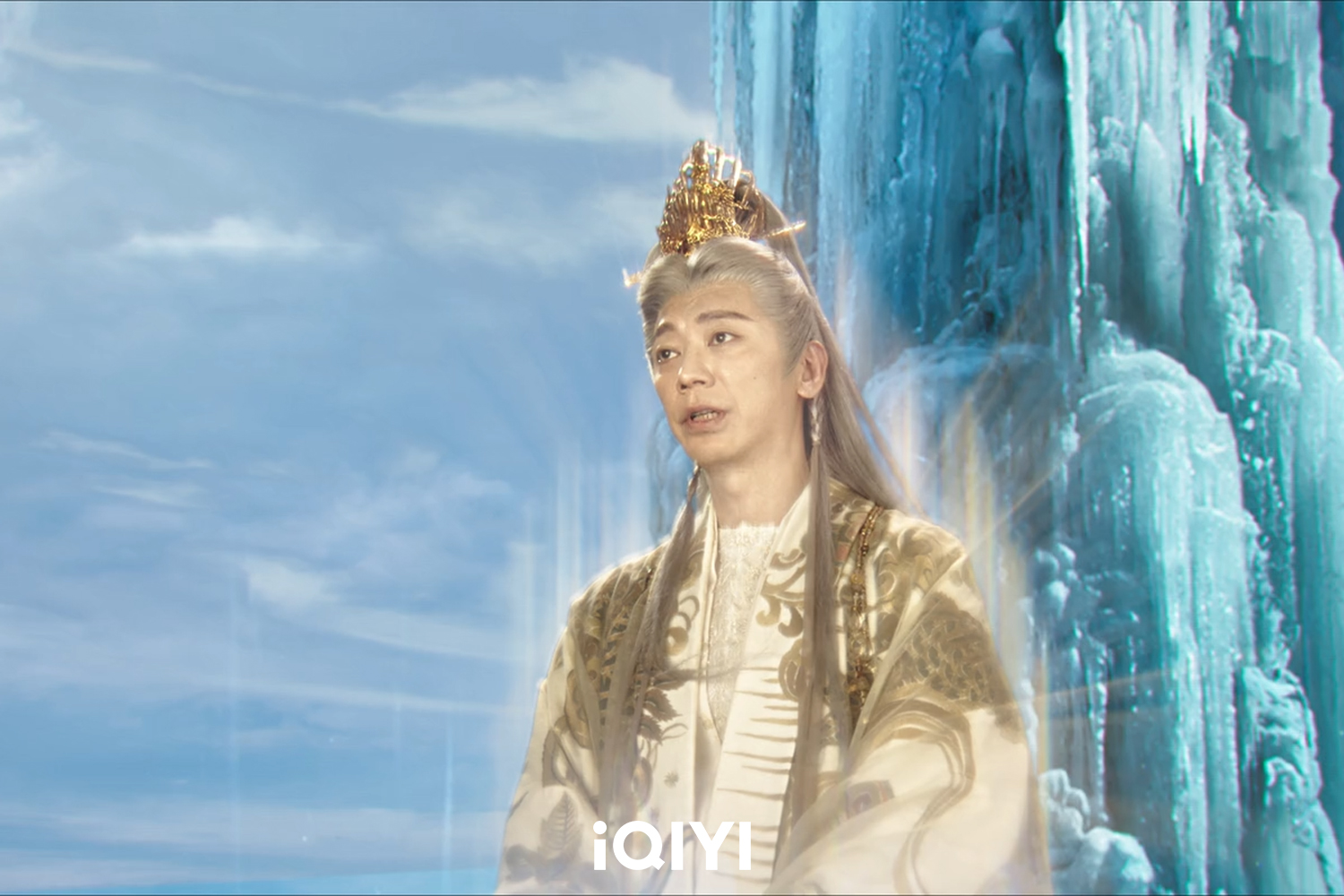 歌手信（蘇見信）在劇中客串扮演「南方尊者」。（圖／iQIYI愛奇藝國際版提供）