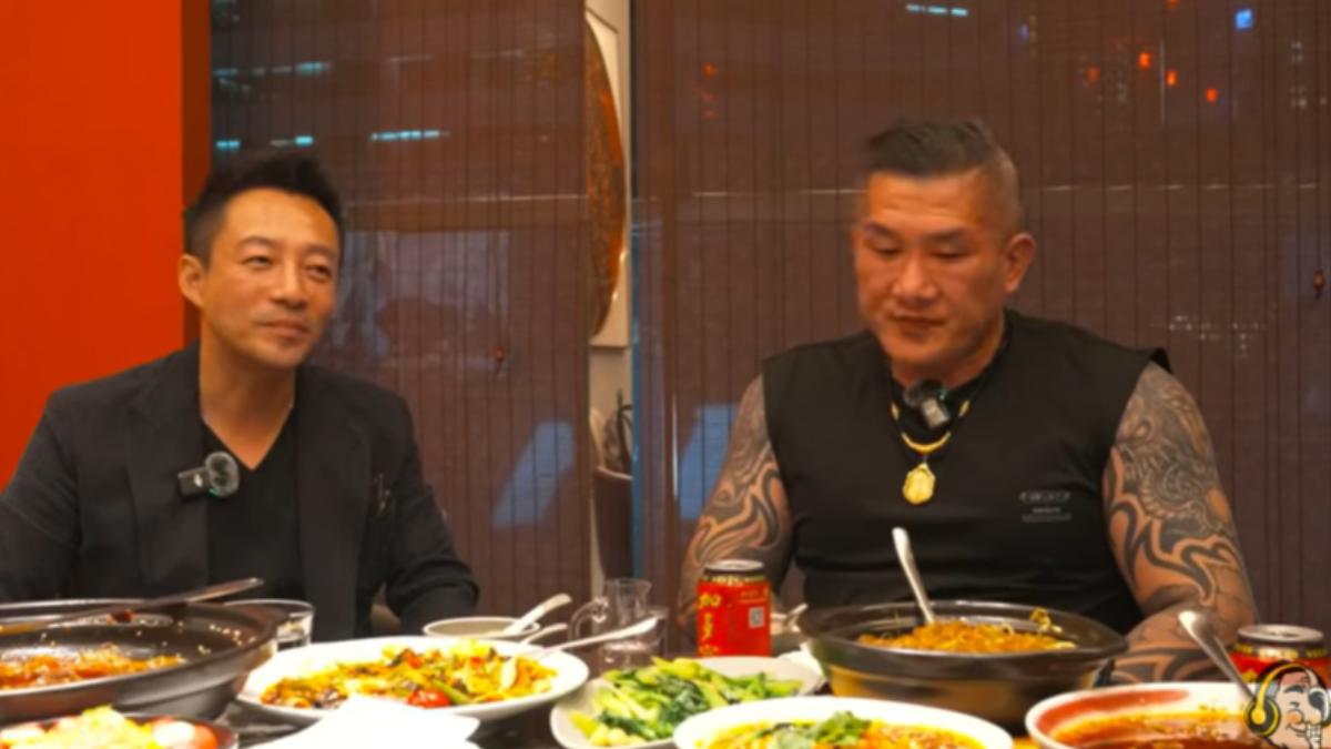 館長稱台灣子彈滿天飛。（圖／翻攝自館長惡名昭彰YouTube）