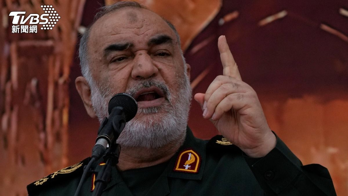 伊朗官媒指出，伊斯蘭革命衛隊最高指揮官薩拉米（Hossein Salami）在以色列襲擊中身亡。（圖／達志影像美聯社）