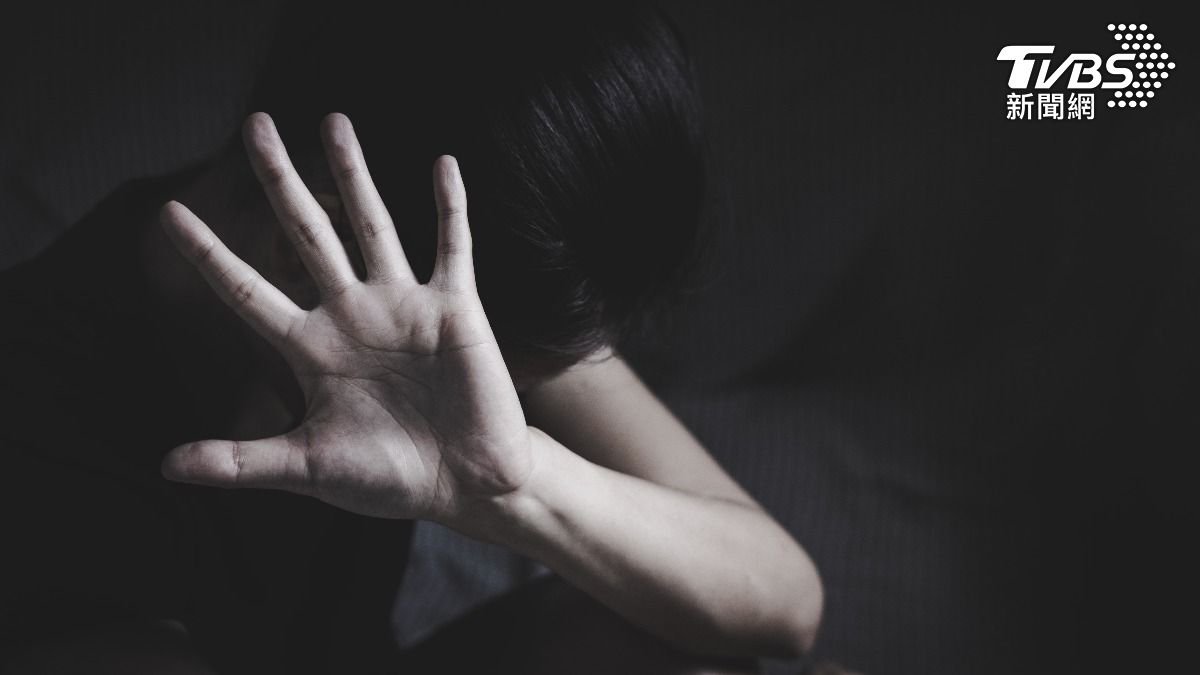 桃園女遭男友搧巴掌！被拔釘器打到顱內出血　無法走路