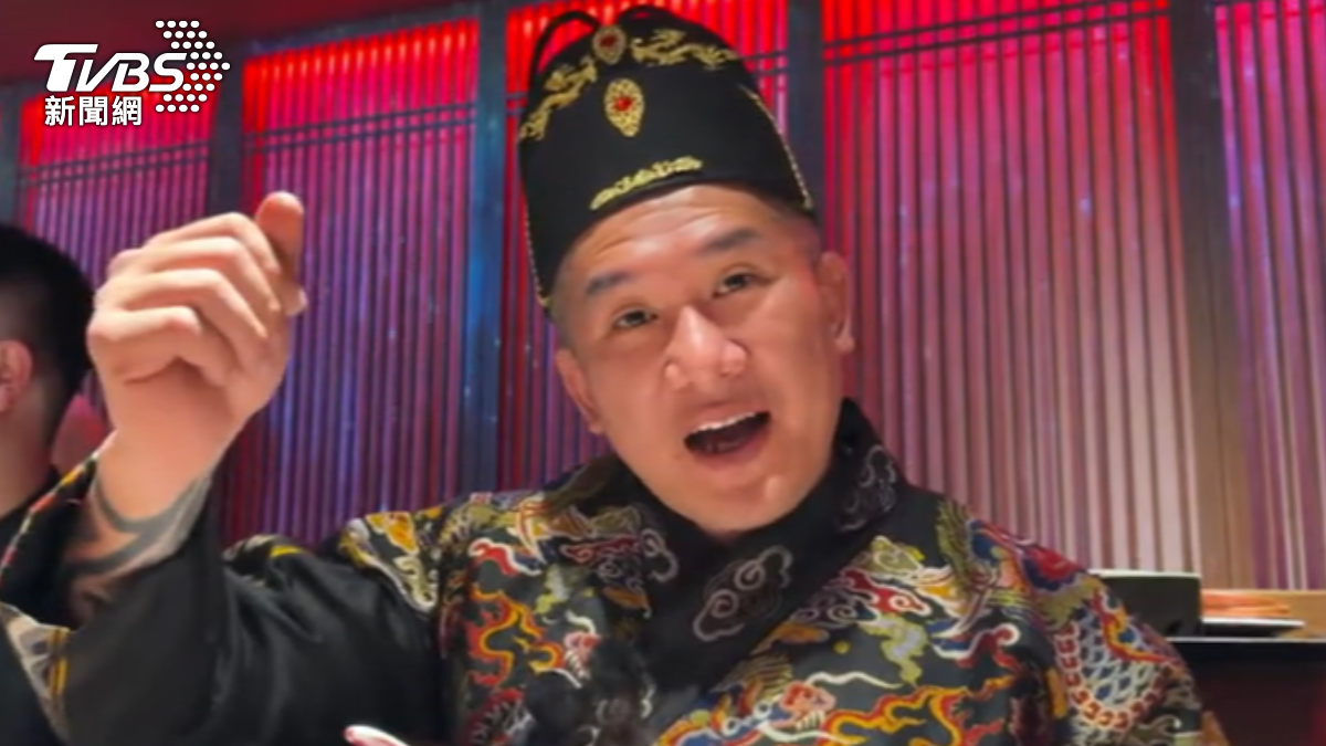 沉浸式晚餐！館長穿古裝「體驗宮廷晚宴」