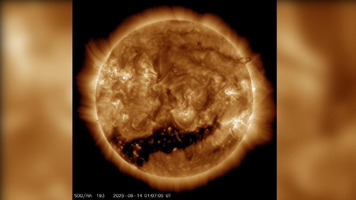 太陽破洞？鄭明典PO「日冕洞」釋疑：面地球常有地磁擾動