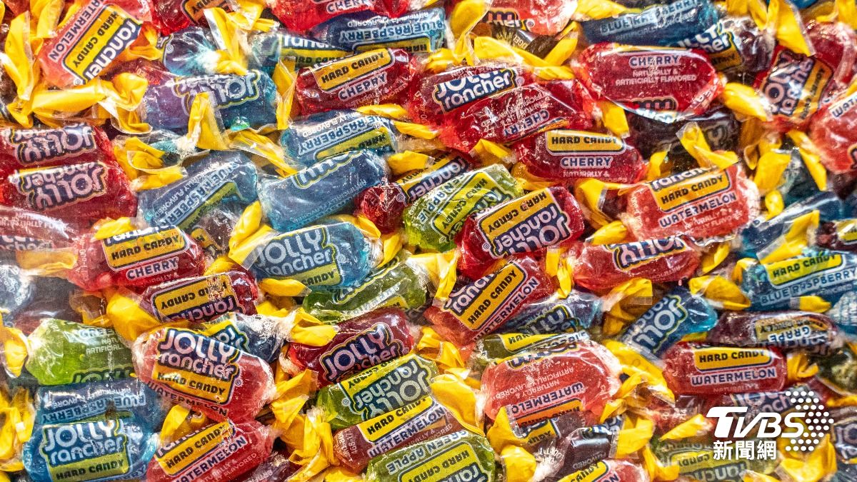 美國Jolly Rancher糖果被英國食品安全局列為不安全食品。（示意圖／達志影像shutterstock）