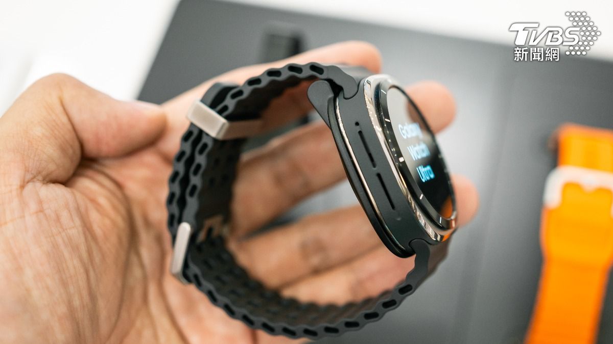 Google智慧錶新功能，將可提前示警地震來襲。圖為Google Galaxy Watch Ultra。（圖／達志影像Shutterstock）