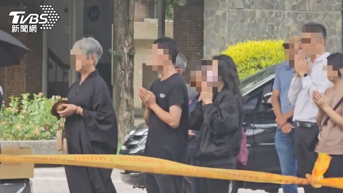 逢甲榕樹奪命！男碩士遭壓不治　招魂「一次允杯」家屬潰堤
