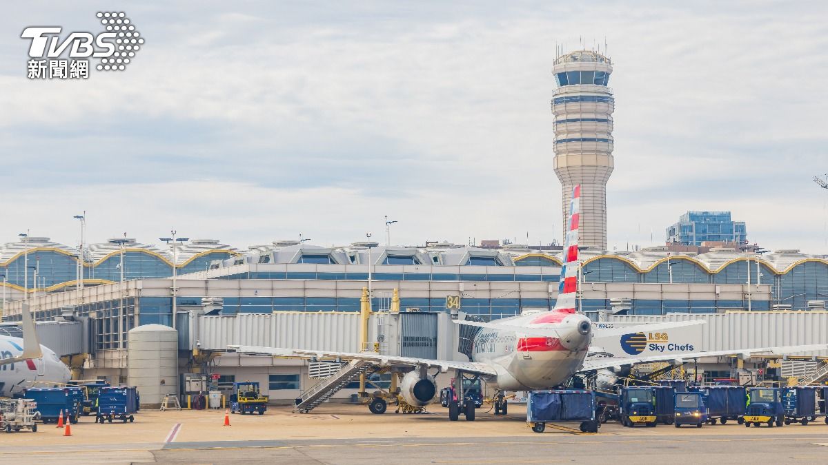 配合閱兵，華盛頓雷根機場班機當晚停起降。（示意圖／shutterstock 達志影像）