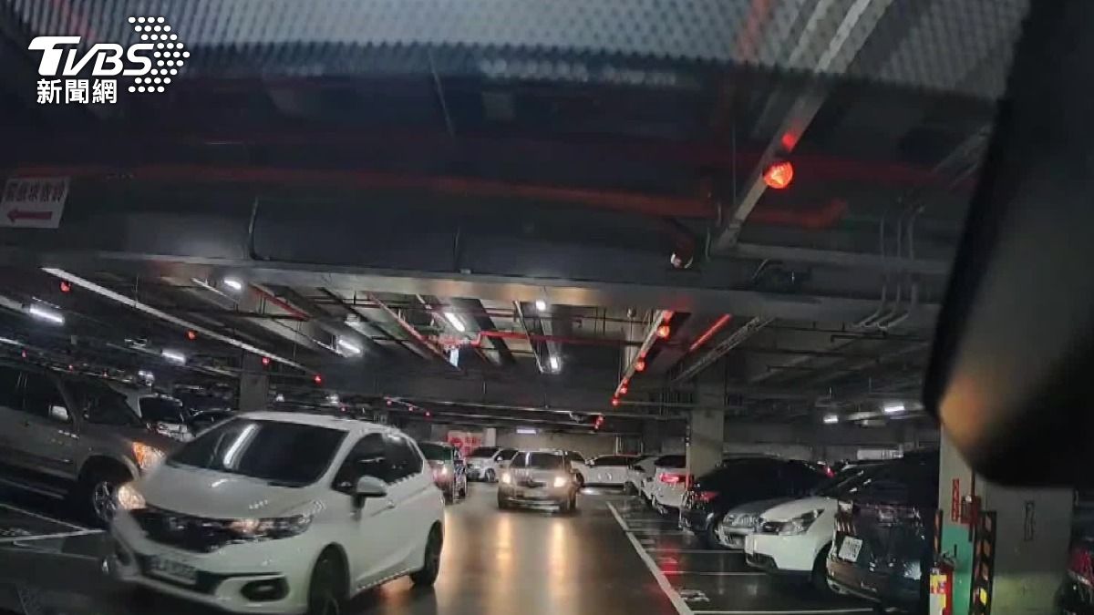 好市多車位戰駕駛遭告恐嚇　曝行器駁：早在等車位