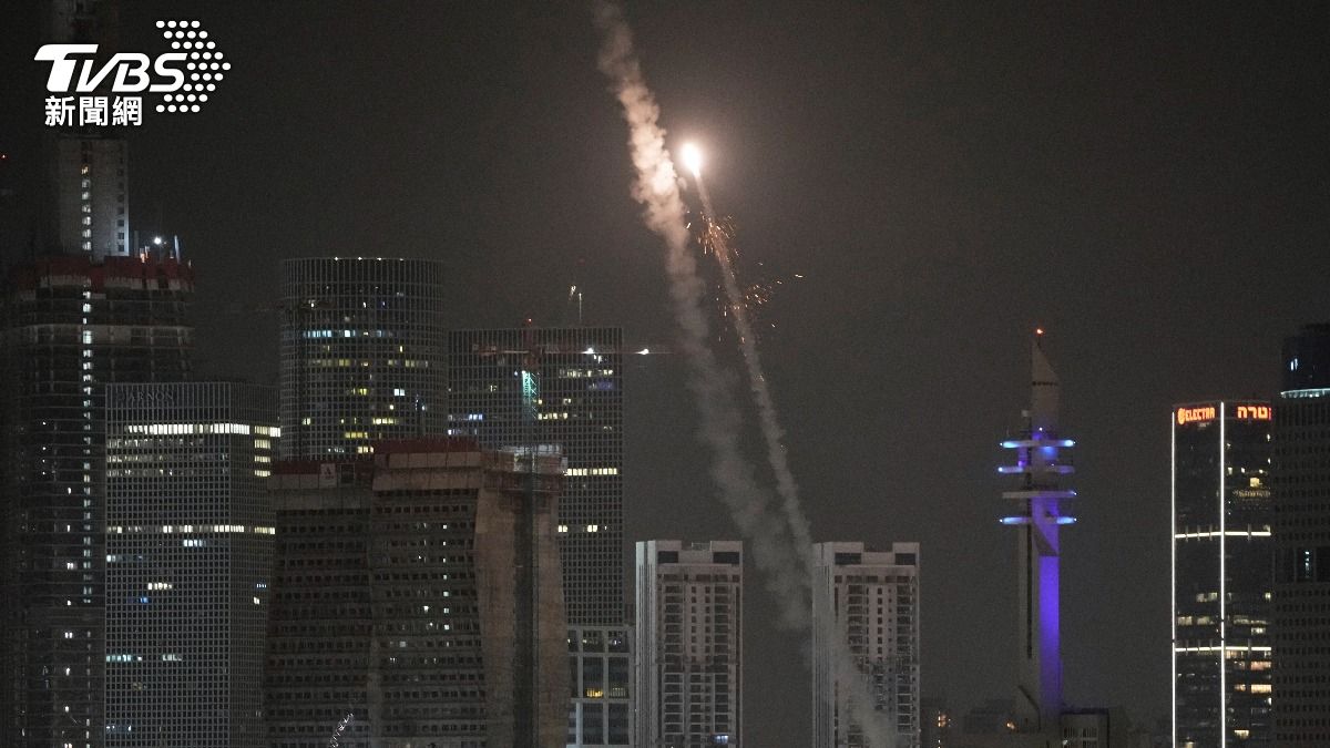 伊朗空襲炸到以軍總部旁！爆出巨大火球瞬間曝