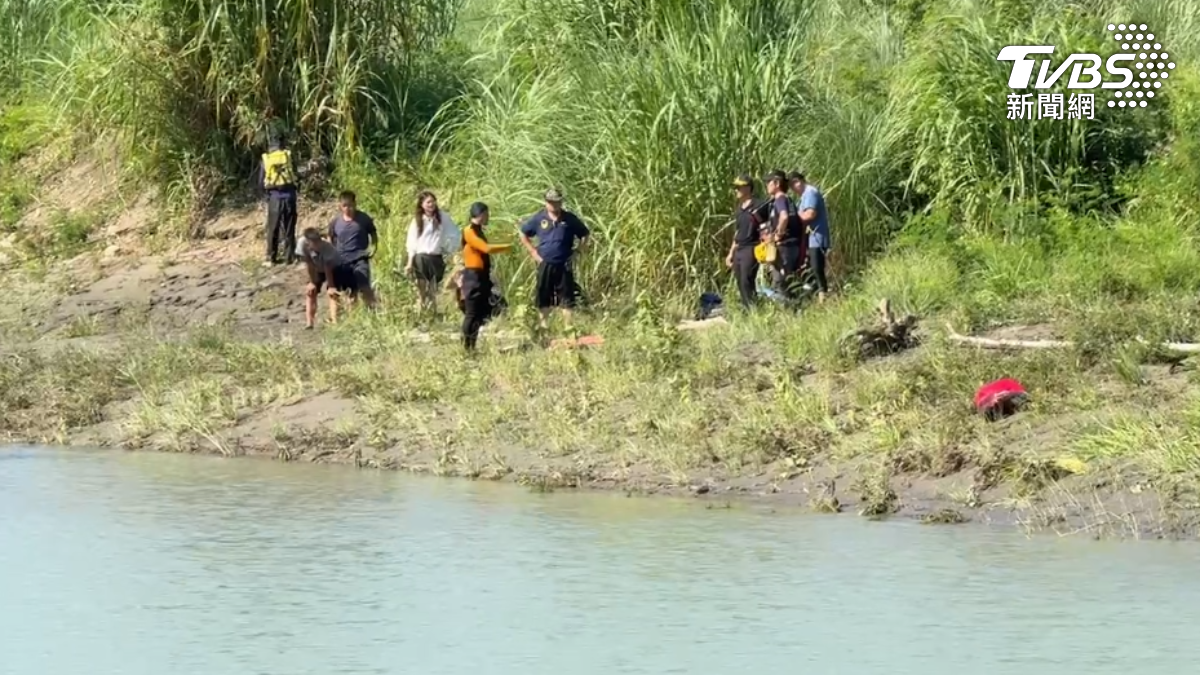 台南市玉井區後堀溪下午傳出溺水事件。（圖／TVBS）