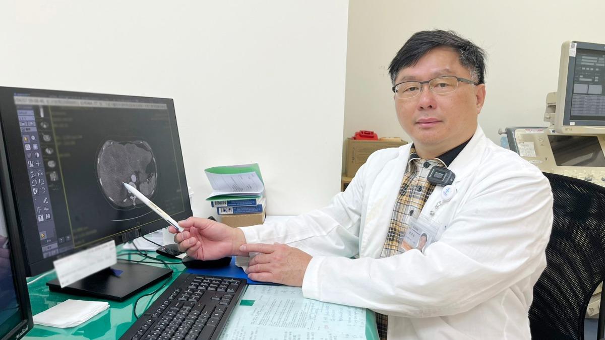 陳周誠也透過大腸鏡檢查診斷，女信徒直腸上段三分之一處有一顆約7公分大的癌腫瘤。（圖／澄清醫院中港院區提供）