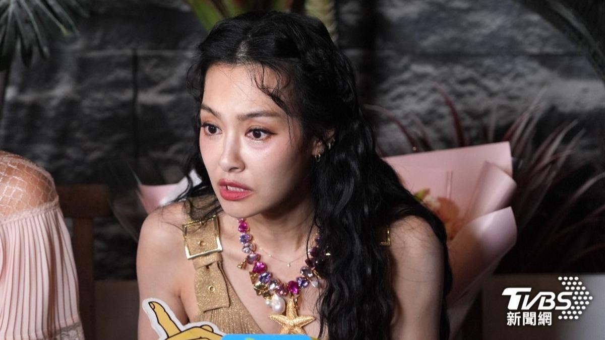 王思佳當場拋出「5大線索」試圖讓網友找出爆料者身分。（圖／黃城碩攝）