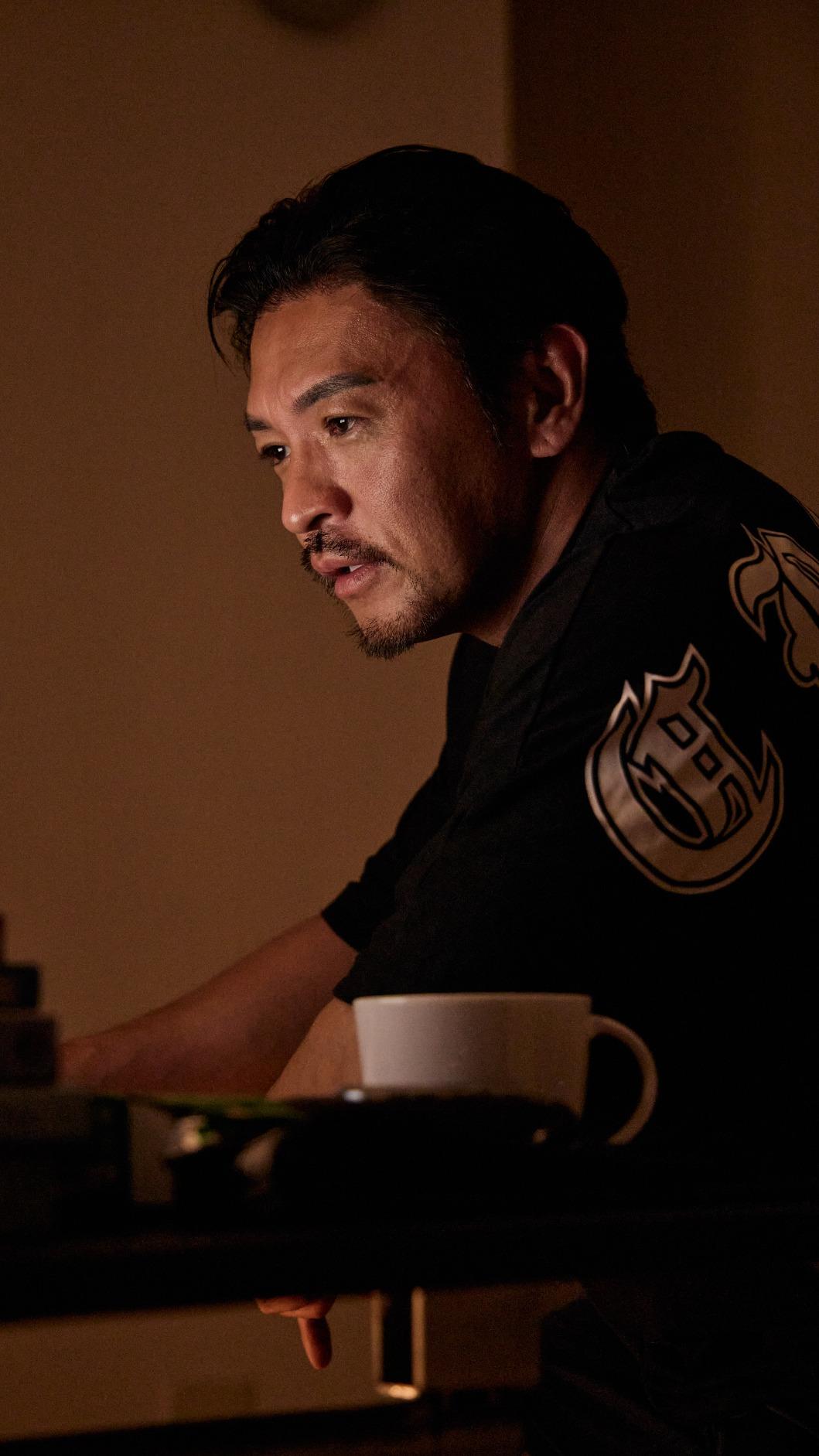 夢多挑大樑演繹校園霸凌事件。（圖／17LIVE提供）