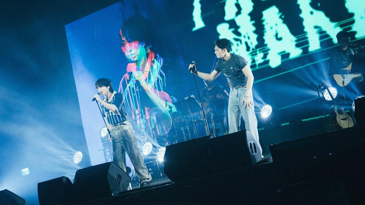 邱鋒澤、黃偉晉「infinity 永遠永遠」亞洲巡迴音樂會上週在台北Legacy TERA完成第二站演出。（圖／原音娛樂提供）