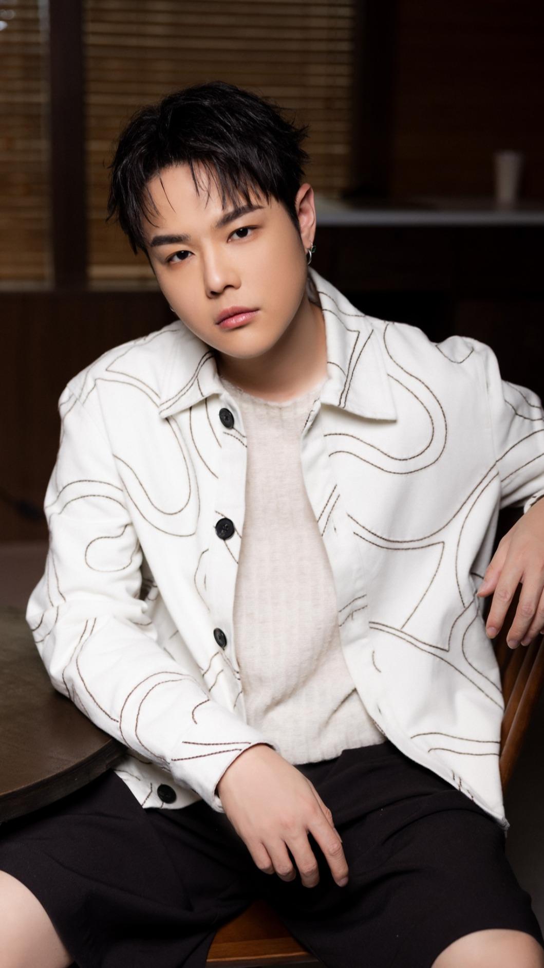 郭家瑋不敢坐自由落體失去戀情。(圖/杰思國際娛樂提供)