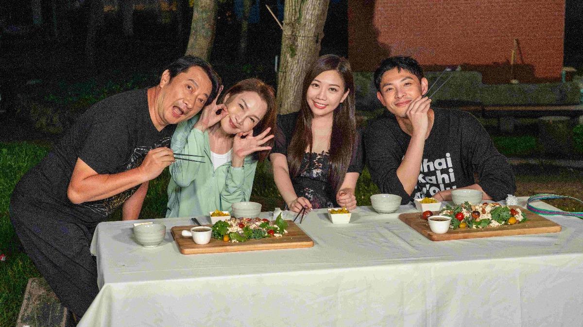 九孔（左起）、張瓊姿、蔡尚樺、連晨翔前往桃竹之旅。（圖／東森綜合台提供）