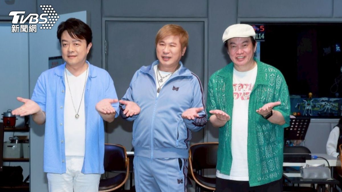 翁立友（左起）、胡瓜和康康為演唱會彩排。（圖／趙世平攝）