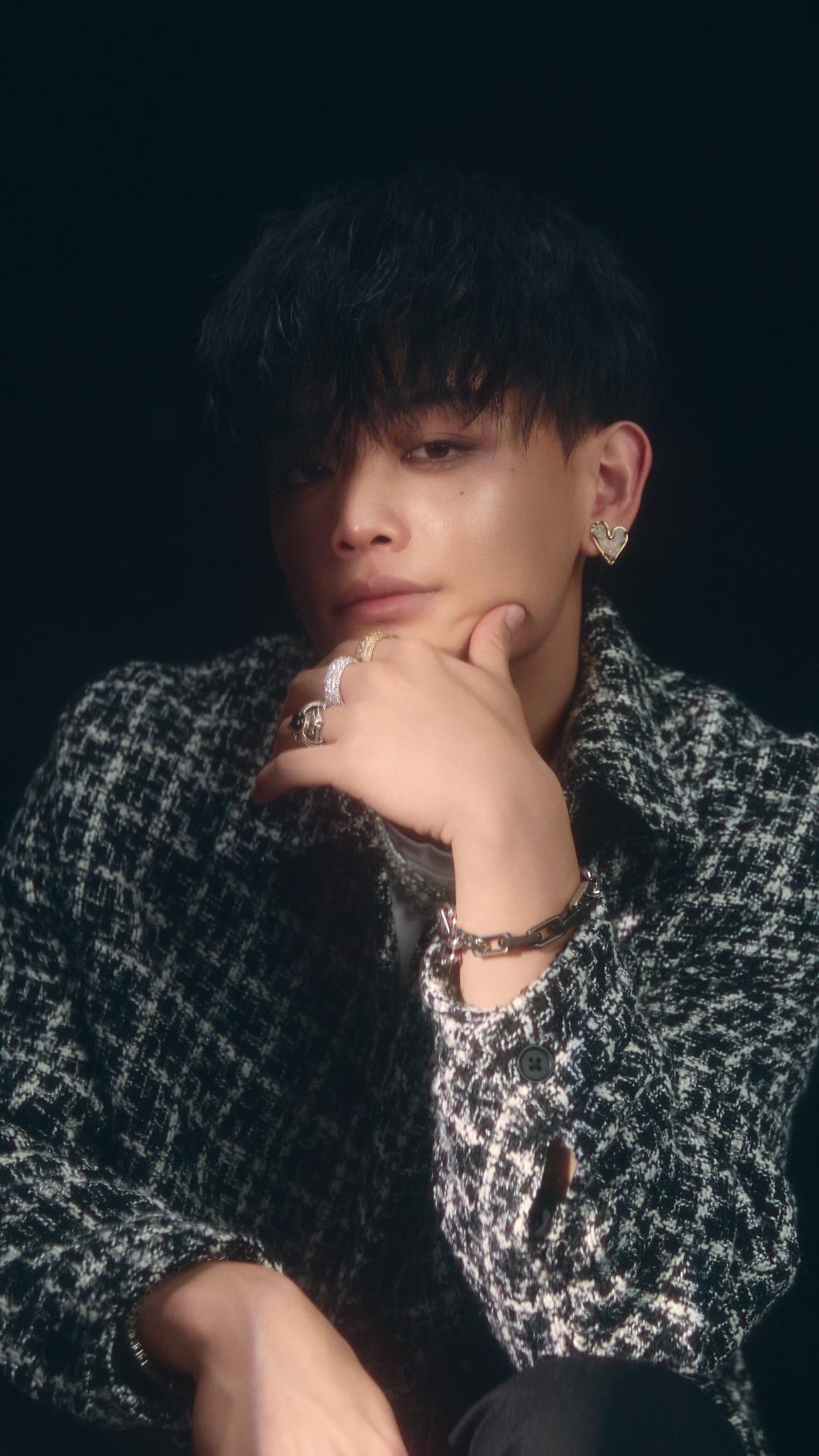 林芃逸唱紅〈想了不只幾百次〉一曲。(圖/阿爾發音樂提供)