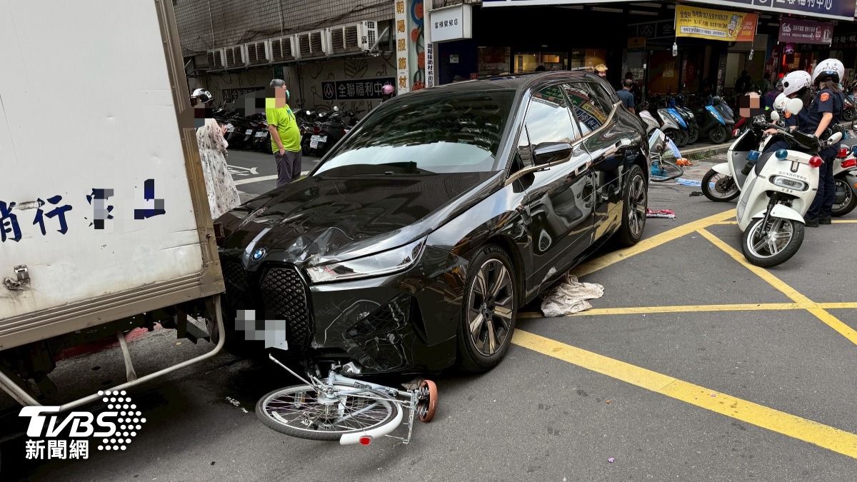 高齡駕駛暴衝