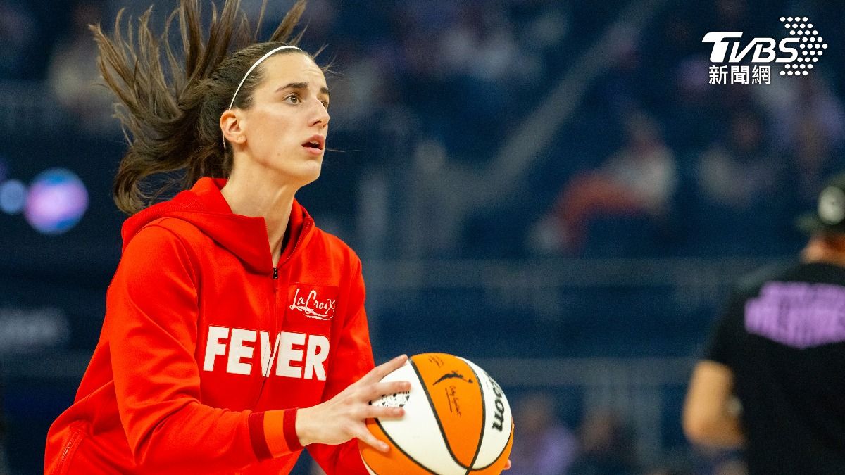 WNBA全明星賽首輪球迷投票出爐，印第安納狂熱巨星「女柯瑞」克拉克以515,993張球迷選票領先。（圖／達志影像美聯社）