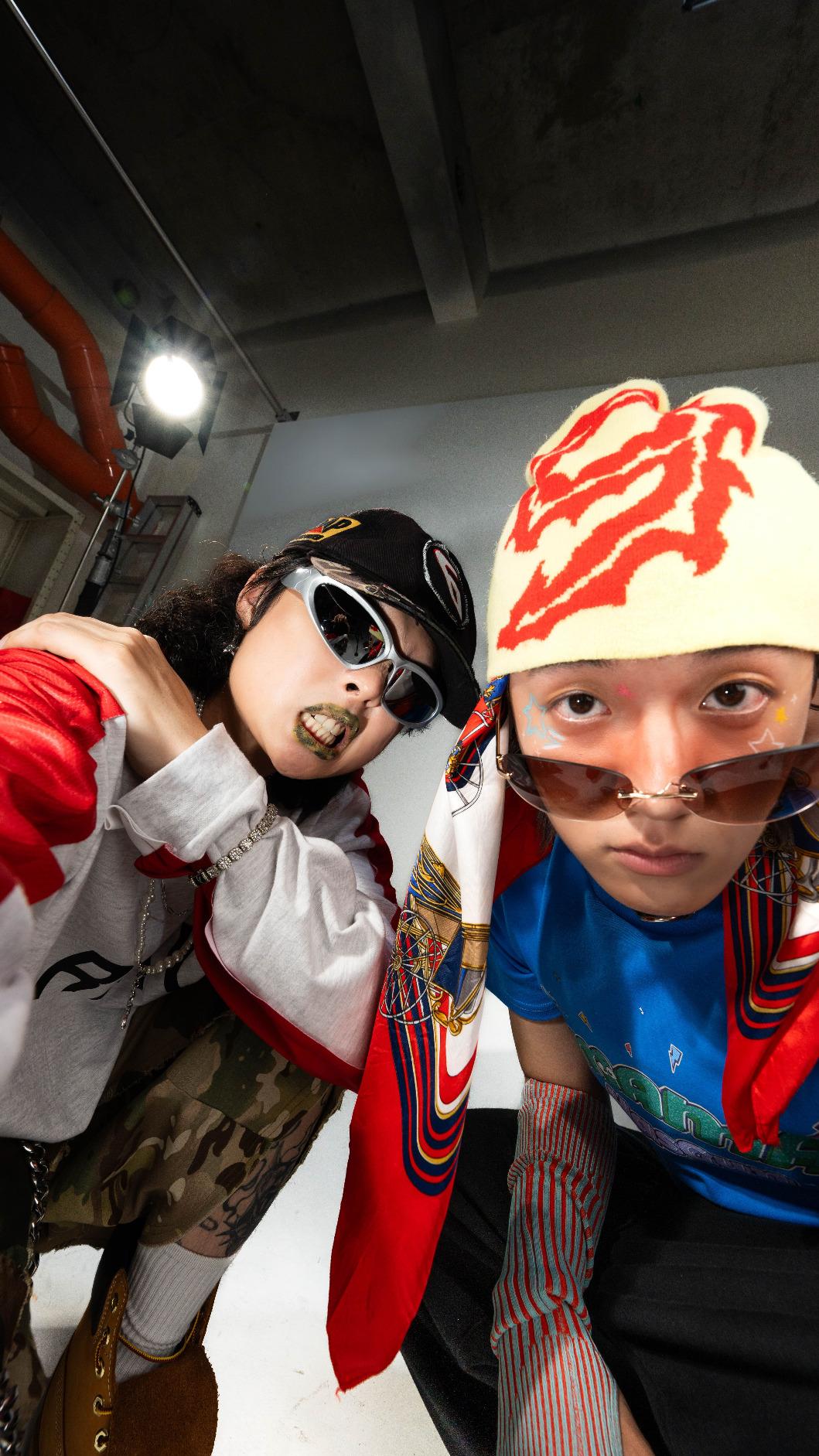 Quanzo(右)和O.Dkizzya去年底當起室友,音樂更是一拍即合。(圖/Quanzo & O.Dkizzya提供)