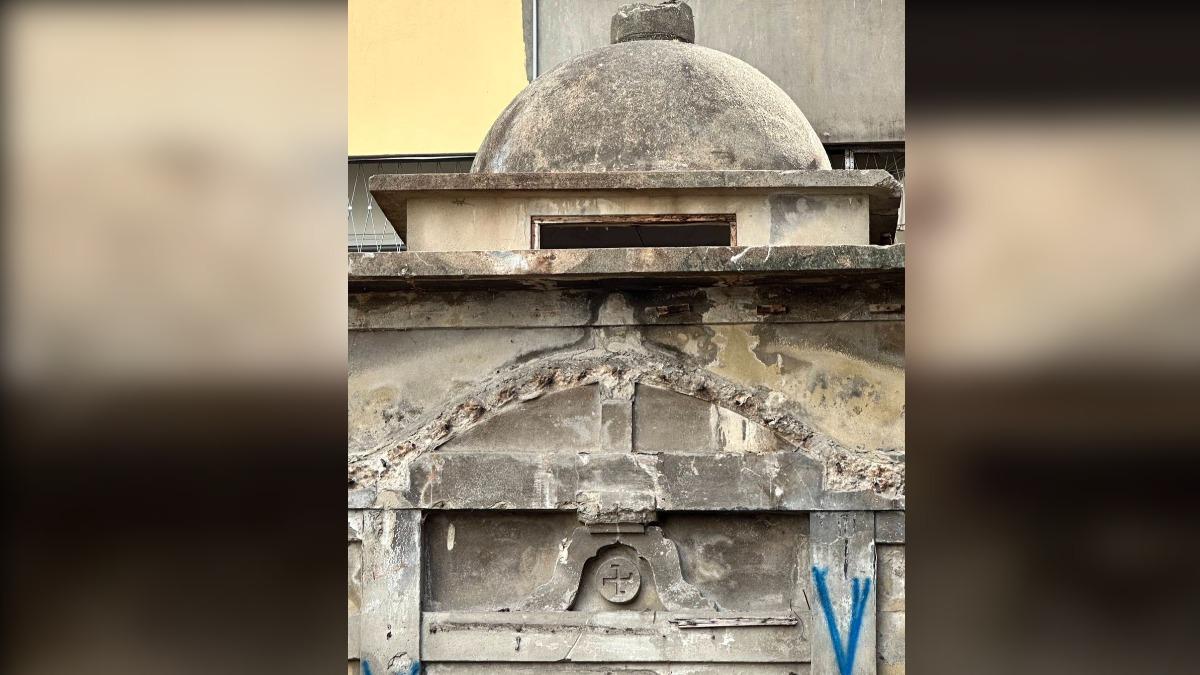 今日眾人前往現場進行會勘，初步判定建築年代非常相似於日治時期末期。（圖／台中市政府提供）