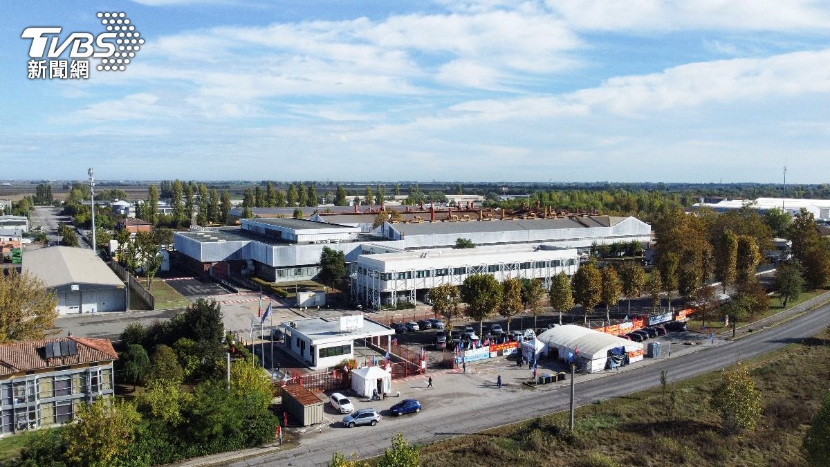 汽車零組件製造商馬瑞利（Marelli Corp）位於義大利工廠。（圖／達志影像路透社）