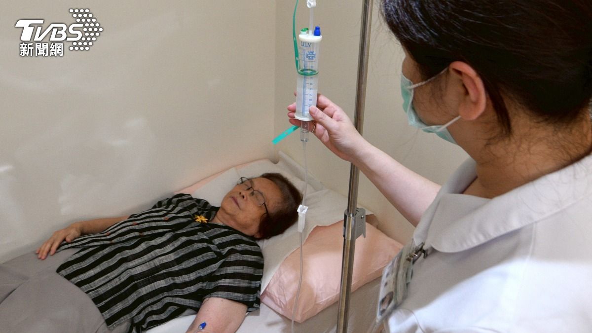 失智症新藥第一針！83歲奶奶先施打　全台約13萬人符合