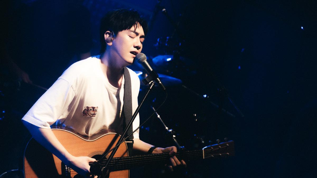 李友廷將在台北、台中舉辦「比想念更難的」演唱會。（圖／Legacy提供）