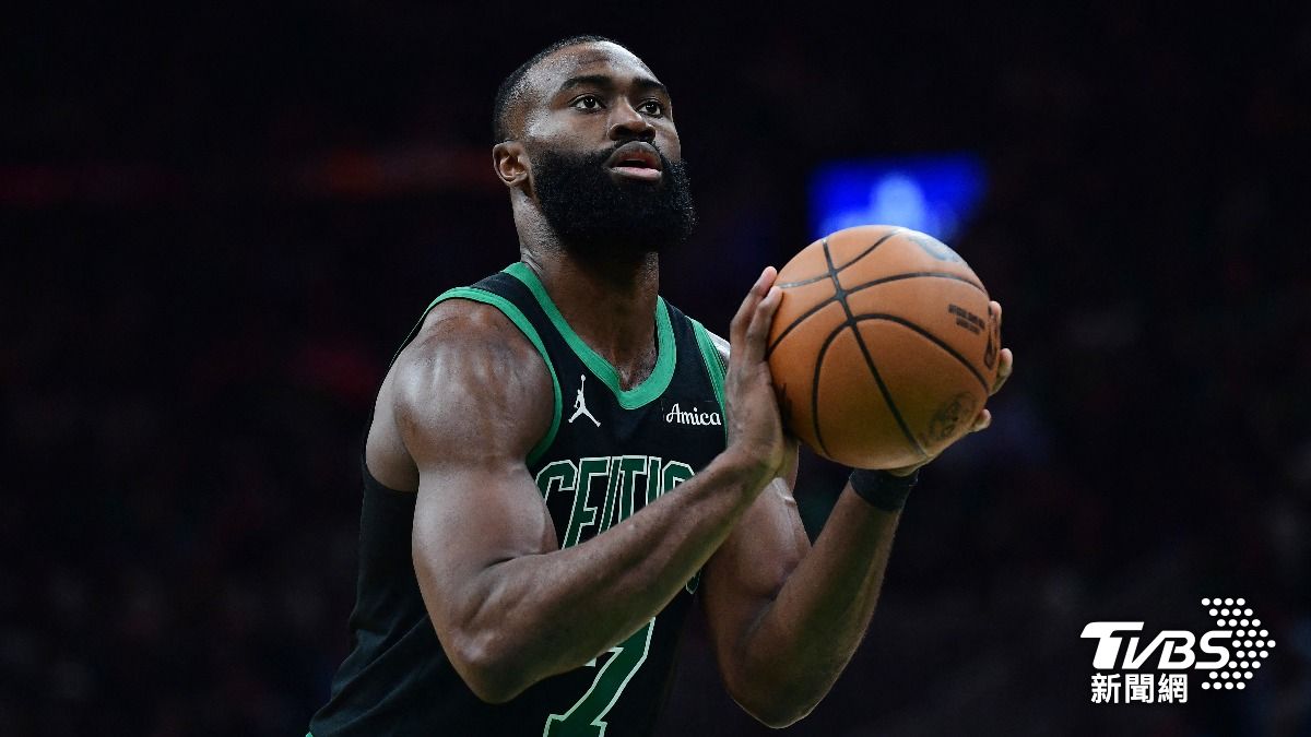 綠衫軍隊交易布朗持開放態度，傳已有球隊醞釀「超大型包裹」要交易布朗。（圖／達志影像路透社）