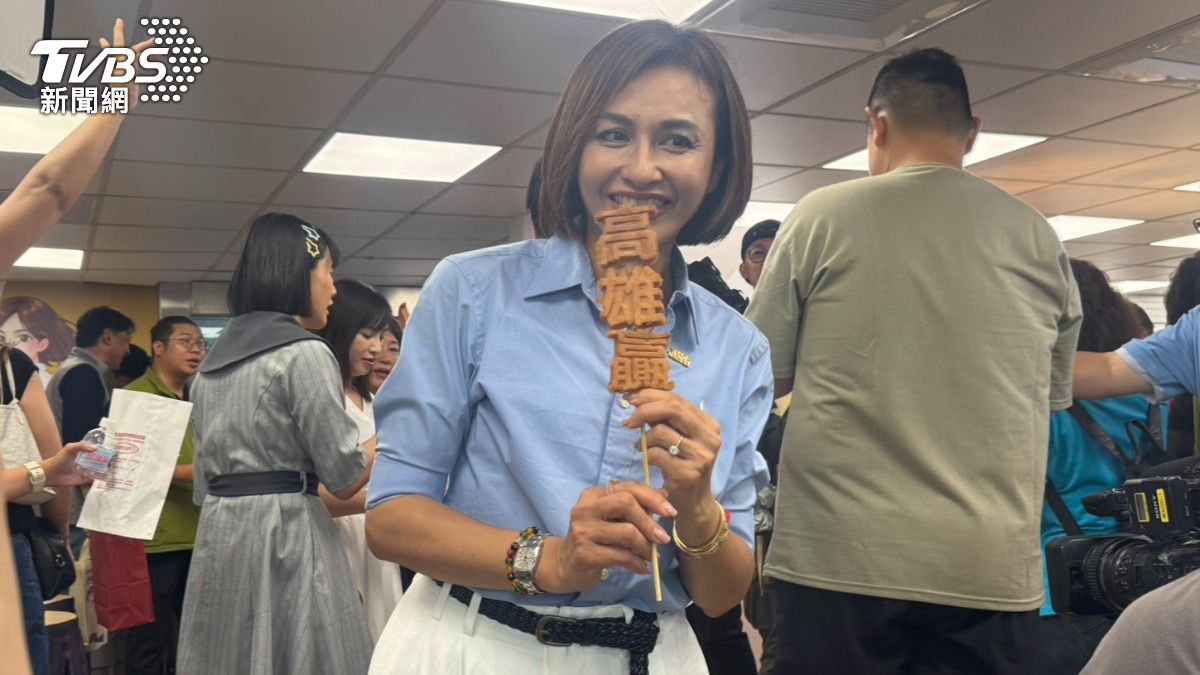 邱議瑩高雄競總成立。（圖／TVBS）