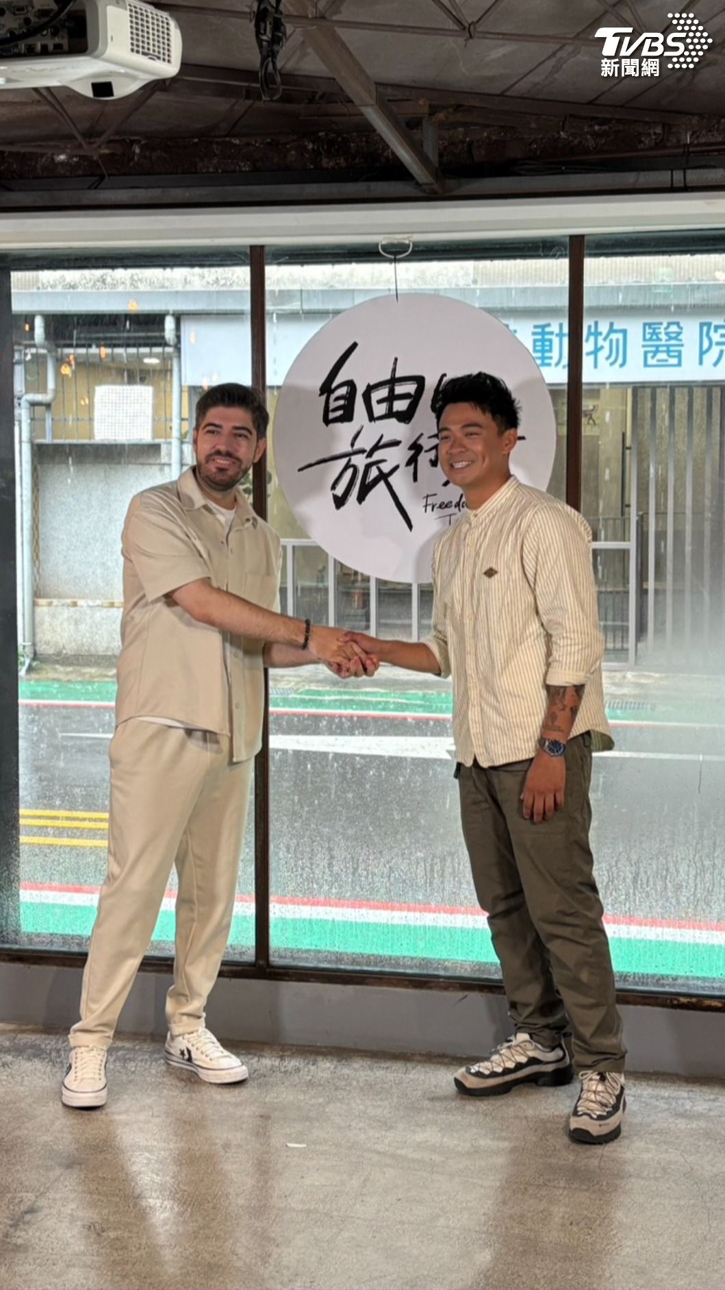 融融和來賓圖佳前進土耳其。(圖/謝毅攝)