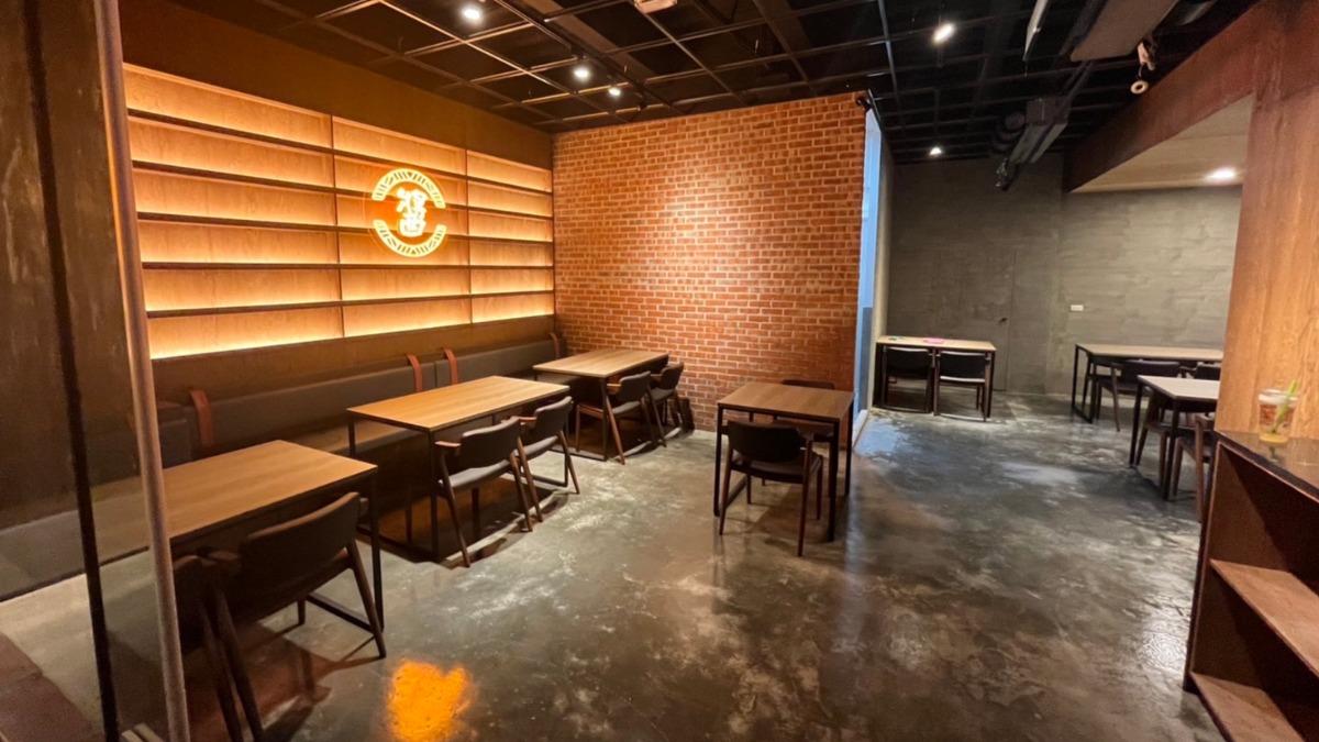 就醬子烤吧,就醬子烤吧倒閉,燒烤店倒閉,就醬子烤吧熄燈,就醬子烤吧歇業,連鎖餐廳熄燈,連鎖燒烤熄燈,連鎖餐廳倒閉,連鎖燒烤倒閉,倒閉