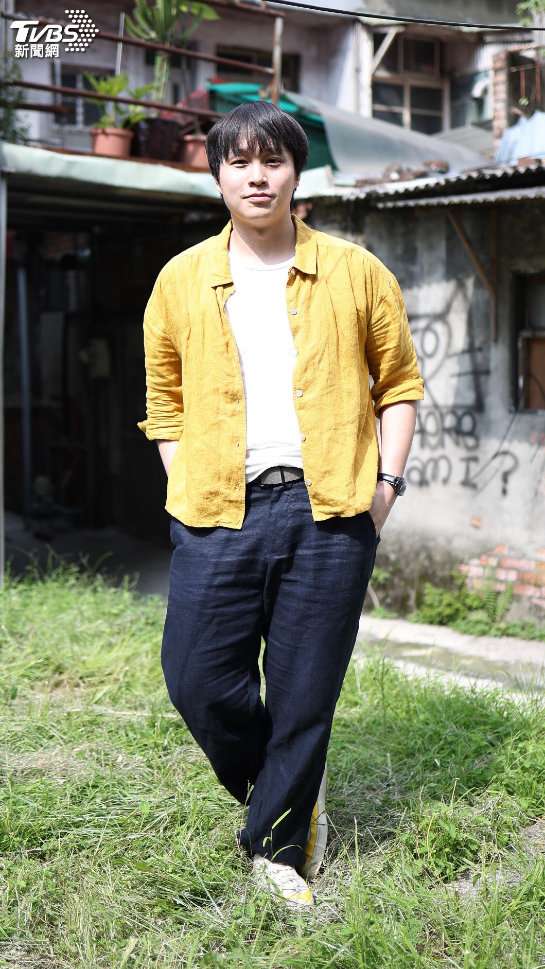 陳以恆自日本早稻田大學畢業，返台服兵役後決定繼續玩音樂。（圖／張哲鳴攝）