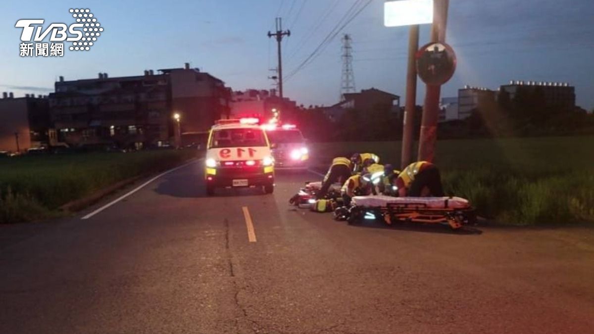 騎車的學生無照。（圖／TVBS）