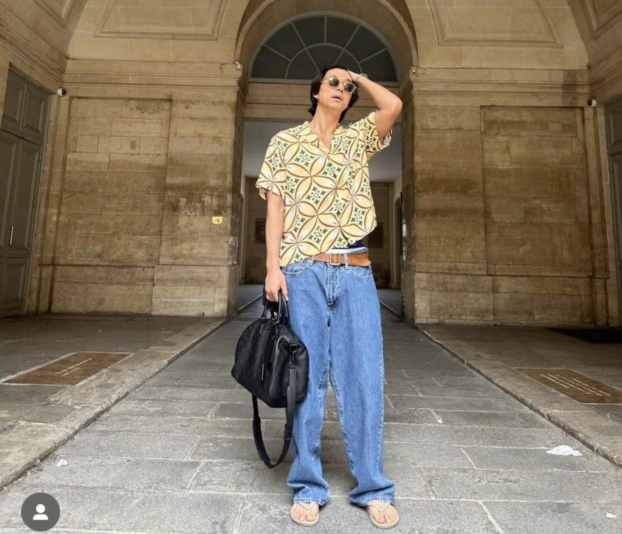 孔劉的「觀光客」打扮。(圖/翻攝自孔劉IG)